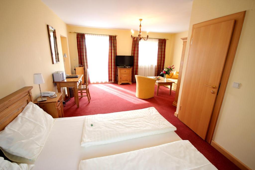 Carinthia Stadthotel Klagenfurt am Woerthersee Esterno foto