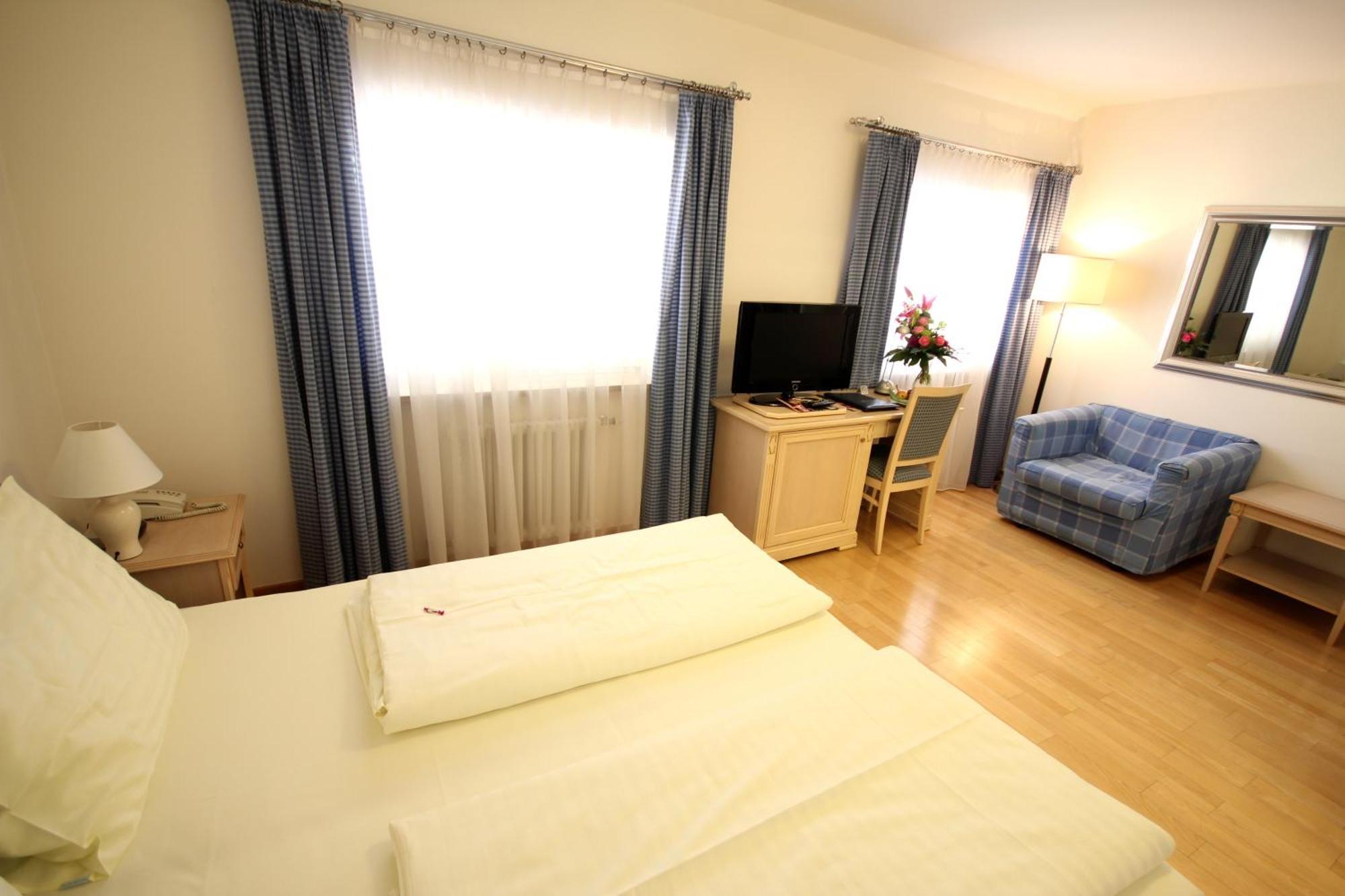 Carinthia Stadthotel Klagenfurt am Woerthersee Esterno foto