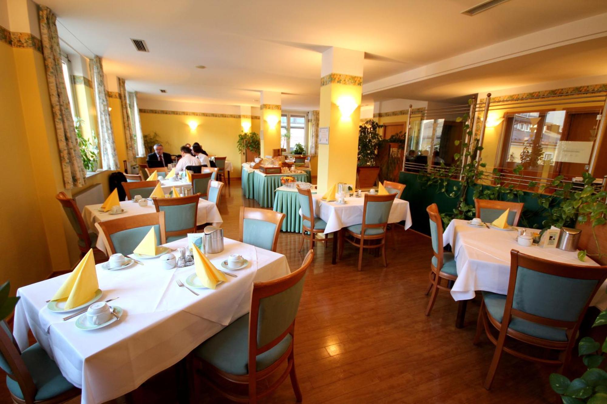 Carinthia Stadthotel Klagenfurt am Woerthersee Esterno foto